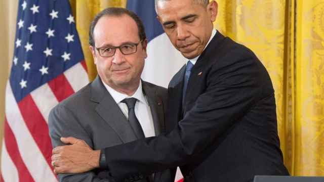 Hollande descarta enviar tropas terrestres a Siria