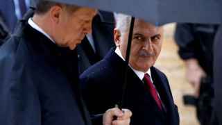 Erdogan y su primer ministro, Binali Yildirim, en el aniversario de la fundación de la Turquía moderna el 29 de octubre.