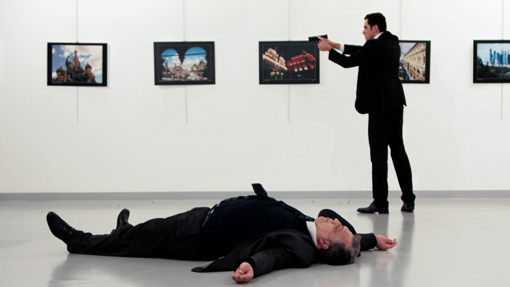 Resultado de imagen para embajador ruso muerto en turquia uno tv