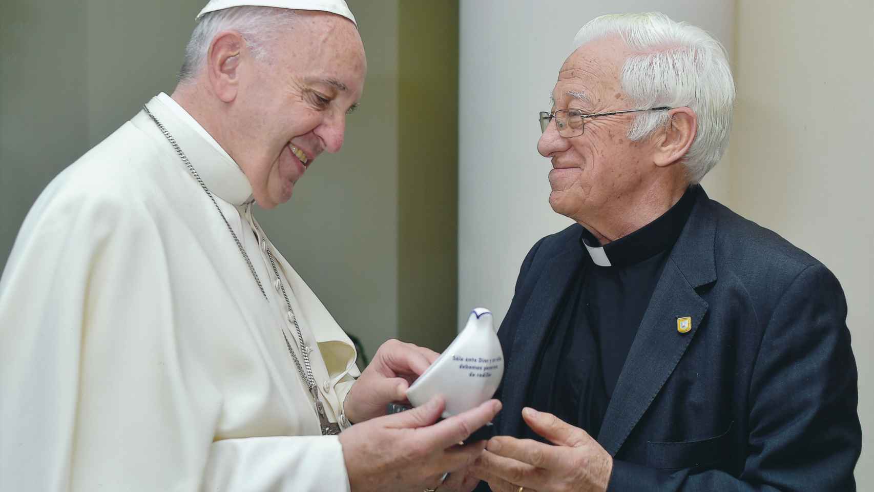 El Papa Francisco tiene muy bien relación con el padre Ángel