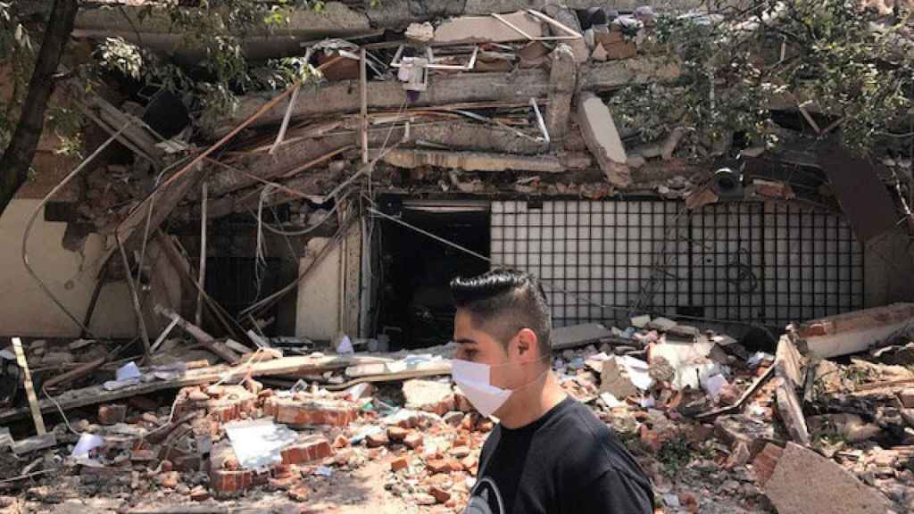 Edificio colapsado en México DF.